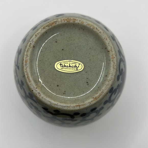 Vintage Phoenix, ginger jar vase. ( greenery, not included.) - Picture 5 of 8